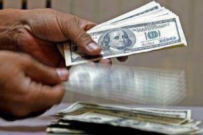 Leve baja del blue en el inicio de la semana: cedi� a $ 9,30