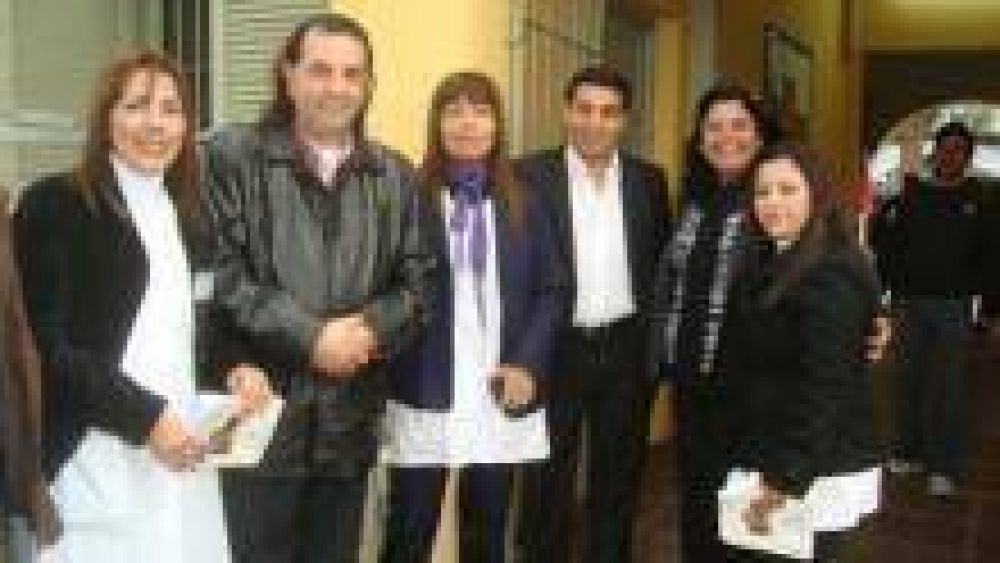 �Debemos defender siempre nuestros derechos�