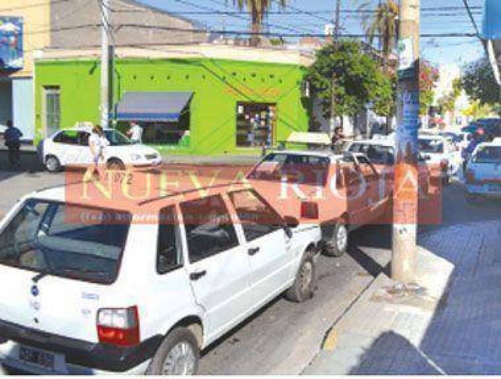 Denuncian corrupci�n en la entrega de licencias de taxis