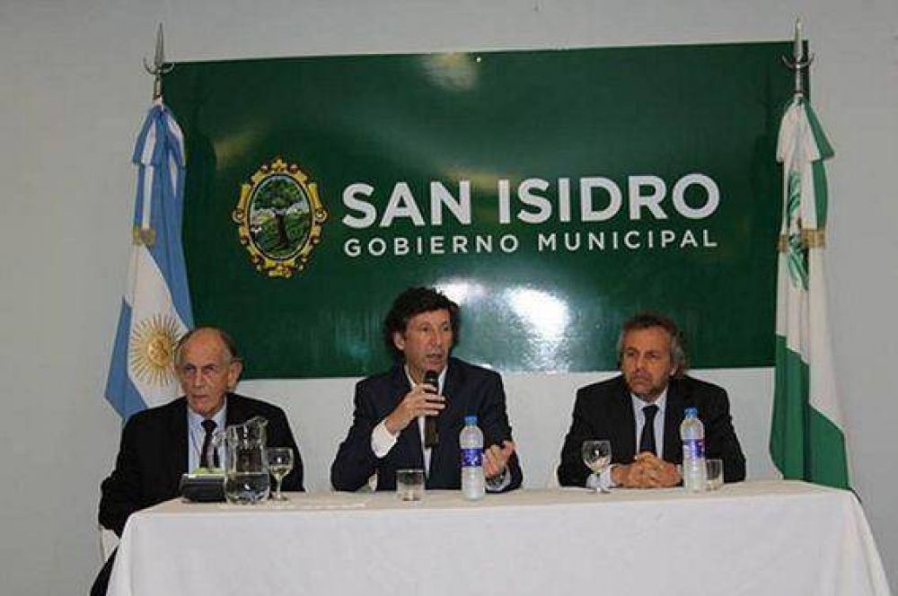 Primer encuentro internacional de grupos multifamiliares en San Isidro