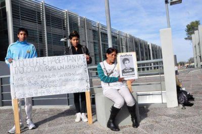 Caso Narv�ez: protesta en la Ciudad Judicial