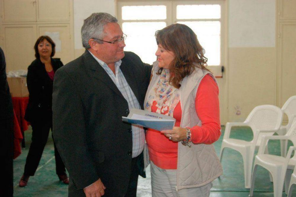 Provincia lanz� la edici�n 2013 del programa "Iguales y a la Escuela"