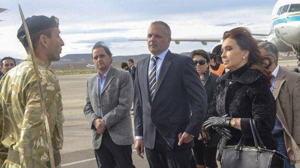 Para Buzzi, �YPF vuelve a ser el instrumento de desarrollo�