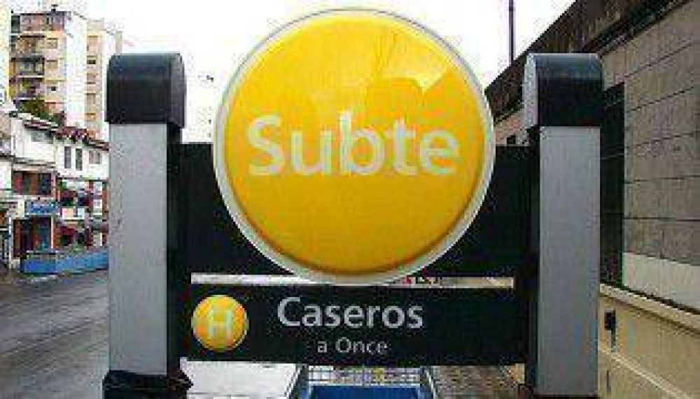 Robaron 5000 pesos en la estaci�n Caseros de la L�nea H