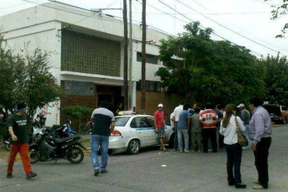 H�ctor Ruiz suspendi� su mensaje anual por la protesta de remiseros