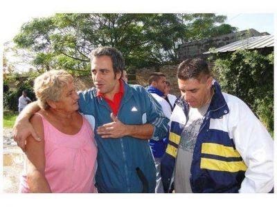 Oscar Mart�nez: �El silencio del agua fue el peor que escuch� en mi vida�