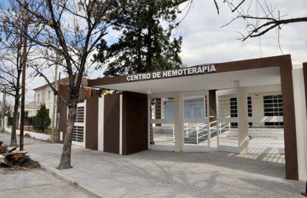 Charla sobre infecciones de transmisi�n sexual en el Centro Regional de Hemoterapia