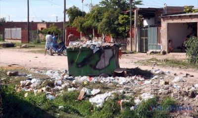 Desde ECO apuntan a los contenedores de basura de Camau