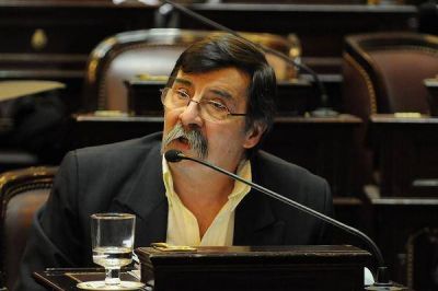 Mart�nez a favor de cambiar el IVA para los productos de la canasta b�sica