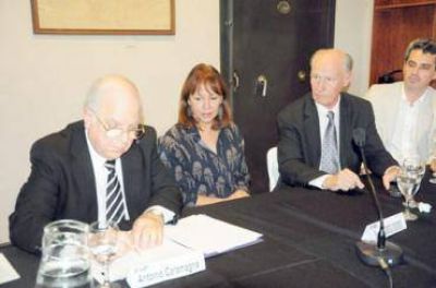 Firmaron un convenio de cooperaci�n con la Uni�n Industrial de Entre R�os