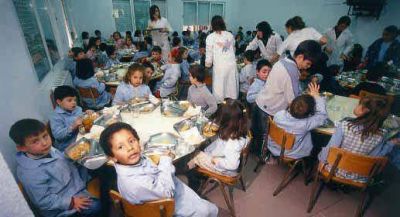 �No podemos permitir una reducci�n de chicos que necesitan comer en la escuela�