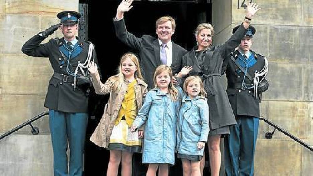 �M�xima es la que manda en la pareja; ella le ha dado ganas a Guillermo de ser rey�