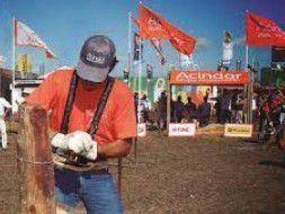 Olavarr�a: Exposici�n ganadera y Campeonato Nacional de Alambradores