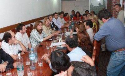 El FCS tambi�n se alista de cara a junio