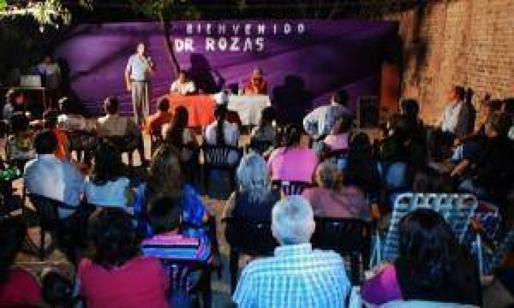 Dirigentes de Convergencia Social se reunieron con dirigentes y vecinos de Taco Pozo
