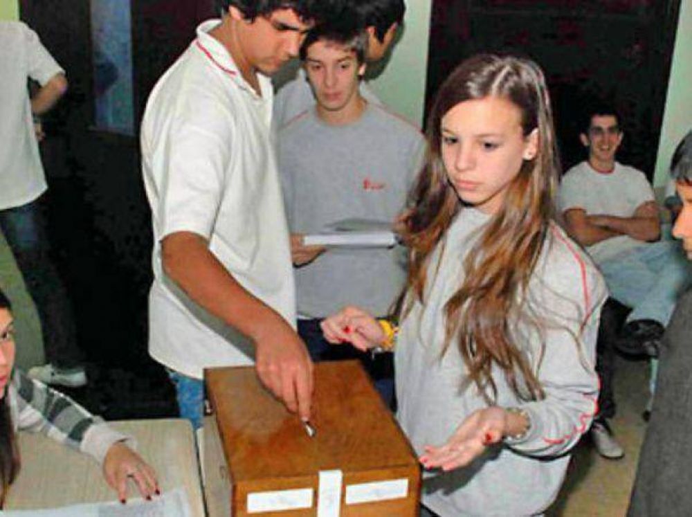 Casi el 60% de los j�venes de entre 16 y 18 a�os renovaron su DNI y podr�n votar