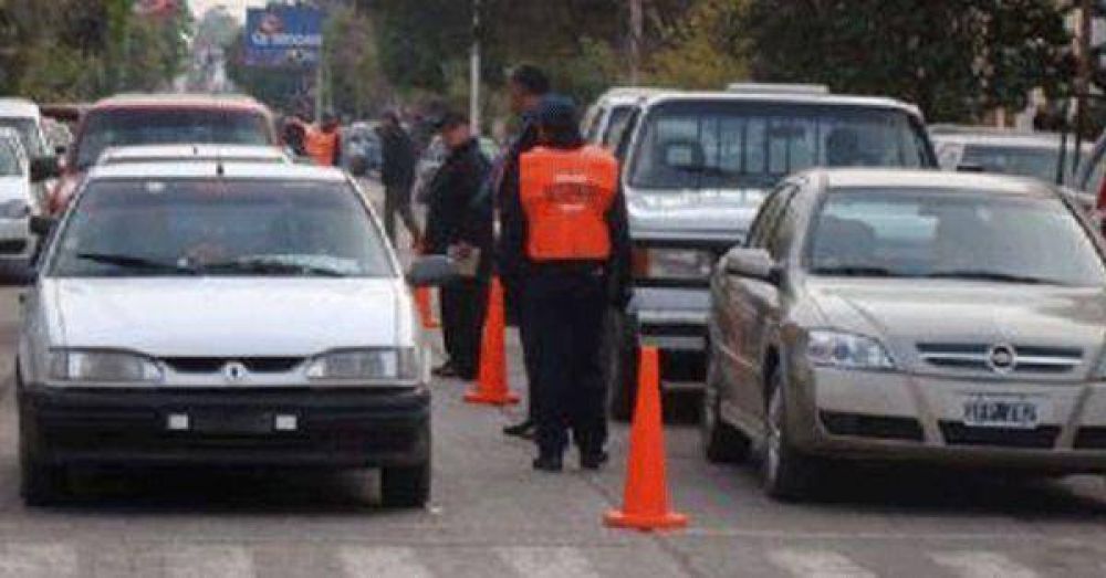 Operativos de Control de Tr�nsito en la Capital y Chilecito