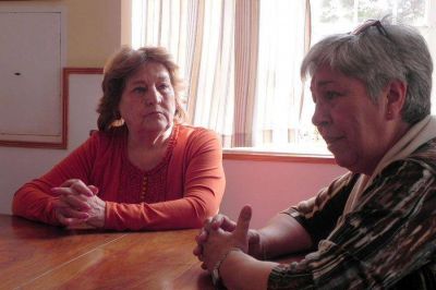 En el marco de su gira por los municipios, M�nica Contrera visit� Camarones