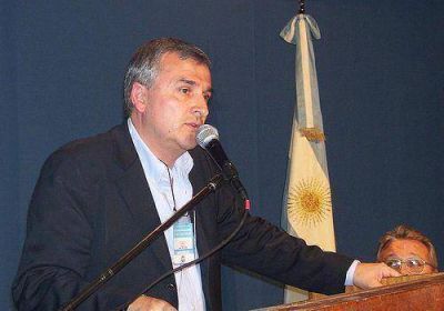 Tierras comunitarias: Morales promovi� la pr�rroga de la ley 26.160