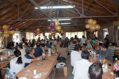 Mercantiles festejaron el D�a de Trabajador