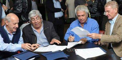 Moyano, Lavagna, de Narv�ez, y de la Sota, lanzaron frente opositor