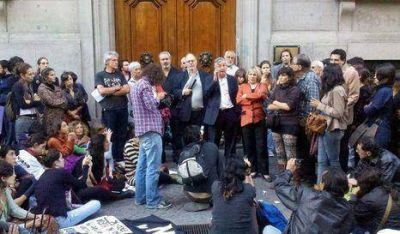 "Hay responsables pol�ticos de lo que pas�"