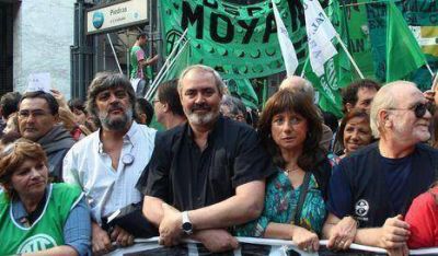 "Si la oposici�n se une, llegamos a 31 votos"