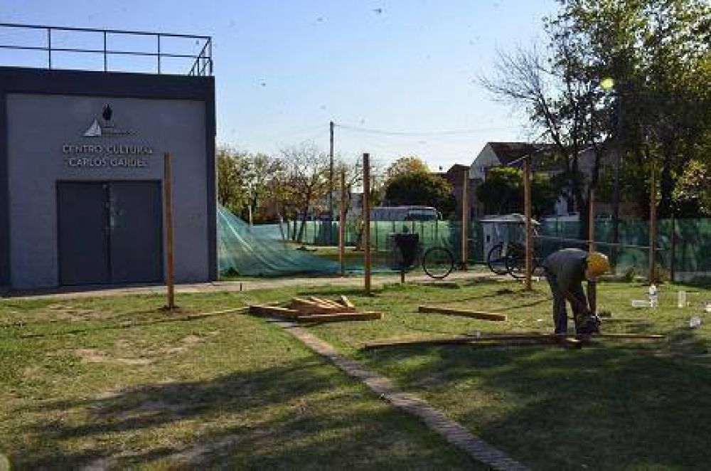 El Municipio remodela integralmente la Plaza Carlos Gardel de Virreyes