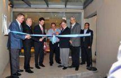 Urtubey asisti� a la inauguraci�n del Hotel de la Liga Salte�a de F�tbol