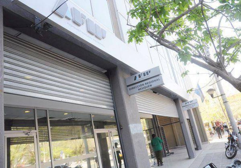AFIP investiga a m�dicos por no entregar facturas en el pago de coseguros del ISSN 