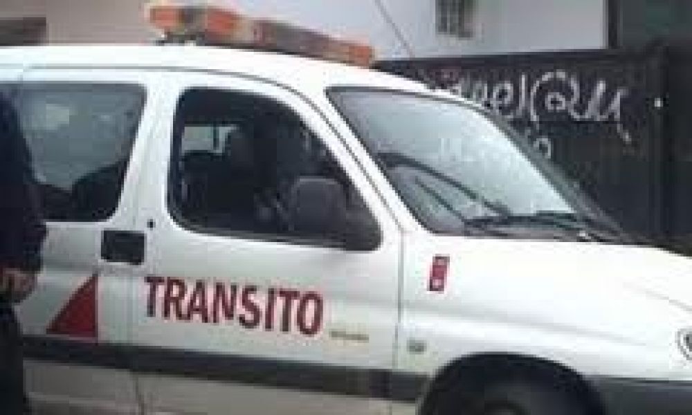 Municipales fueron atacados por 60 motoqueros enfurecidos
