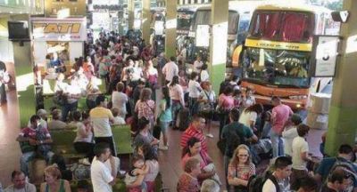 Por alerta de la UTA, peligra el servicio de larga distancia