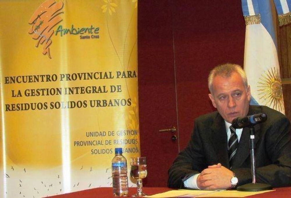 Se mat� un funcionario