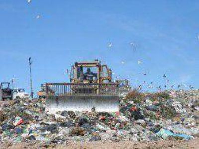 Ensenada: Paralizaron las obras de la planta de residuos y Secco responsabiliz� a Scioli