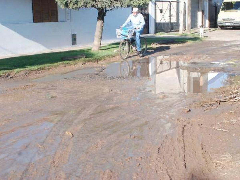 Por obras sin finalizar se cre� gran "cr�ter"