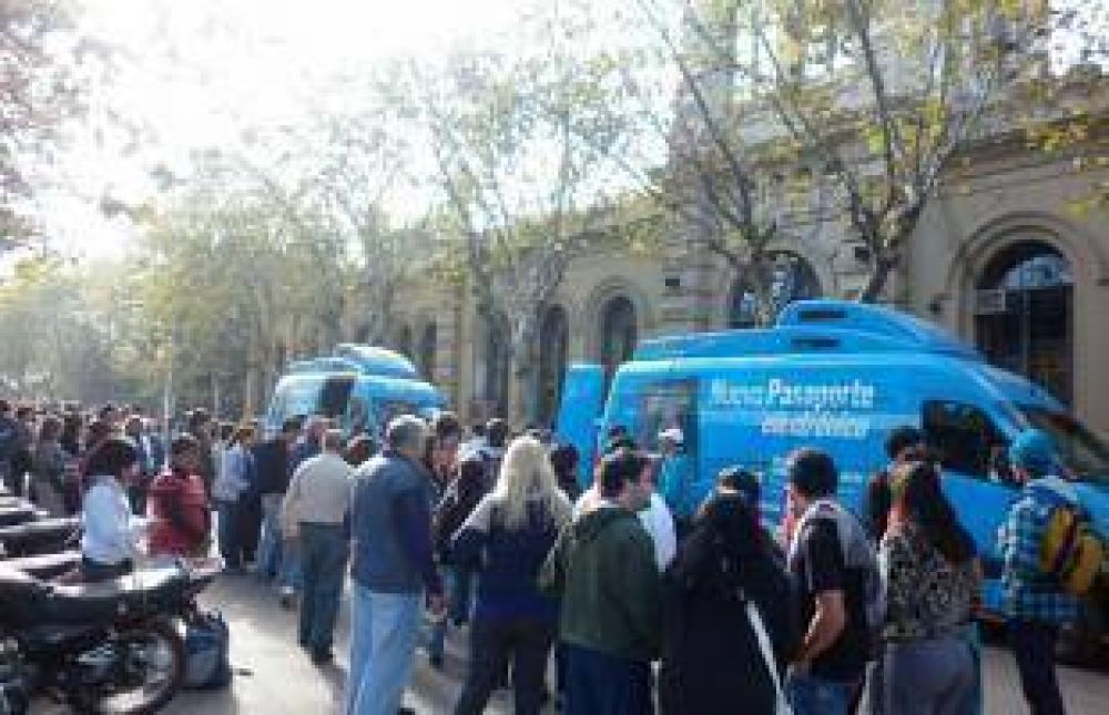 Operativo DNI: m�s de 250 tr�mites en el primer d�a