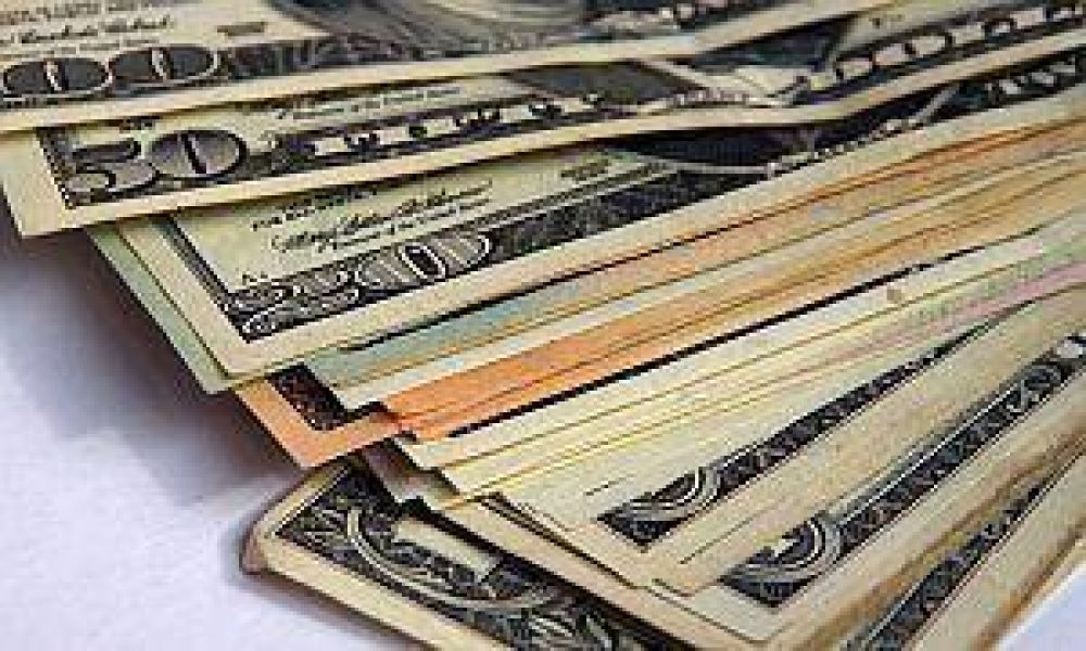 Luego del feriado, d�lar blue sube a $ 9,44