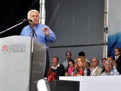 De la Sota: "Hay que pedir perd�n por los �ltimos gobiernos peronistas"