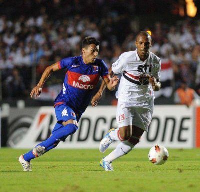 Problemas para Botta: estaba vendido al Inter y se rompi� los ligamentos