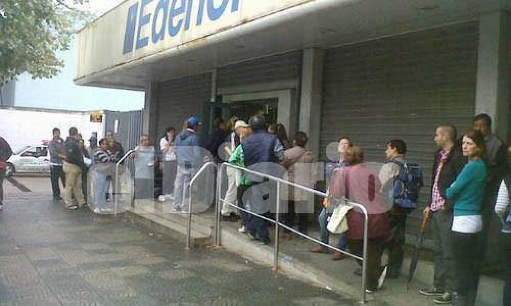 Reabri� la oficina de Edenor en Pilar