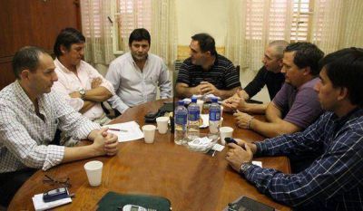 Escobar y otros municipios coordinan acciones para actuar ante posibles sudestadas