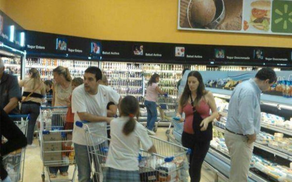 Walmart confirm� una donaci�n de 1 mill�n 500 mil pesos para la Comuna de Pilar