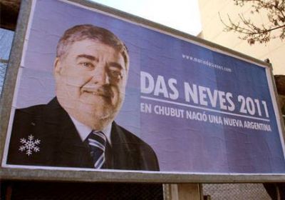 La campa�a presidencial de Das Neves se habr�a pagado con fondos p�blicos