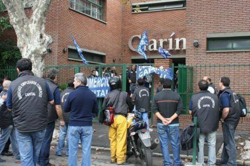 La asamblea de trabajadores de Cspide protestaron contra Clarn