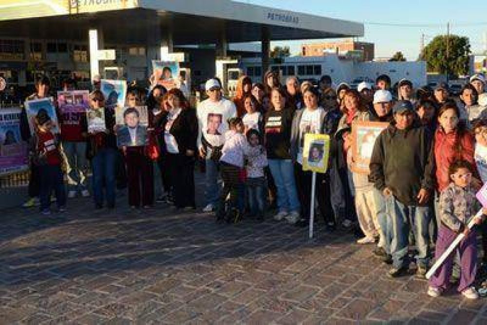 En Caleta Olivia marcharon y volvieron a pedir justicia