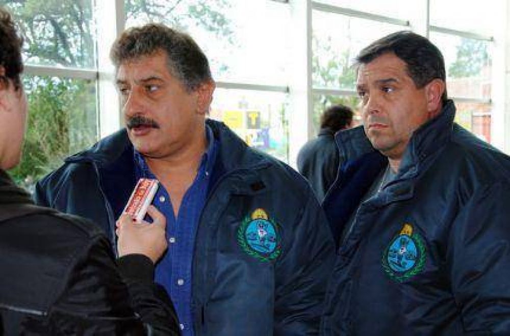 No hubo marcha atr�s y UTA comenz� un paro de colectiveros de larga distancia por tiempo indeterminado