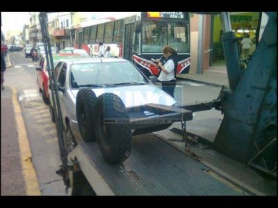 Se detectan entre cinco y 10 taxis y remires sin habilitaci�n por d�a