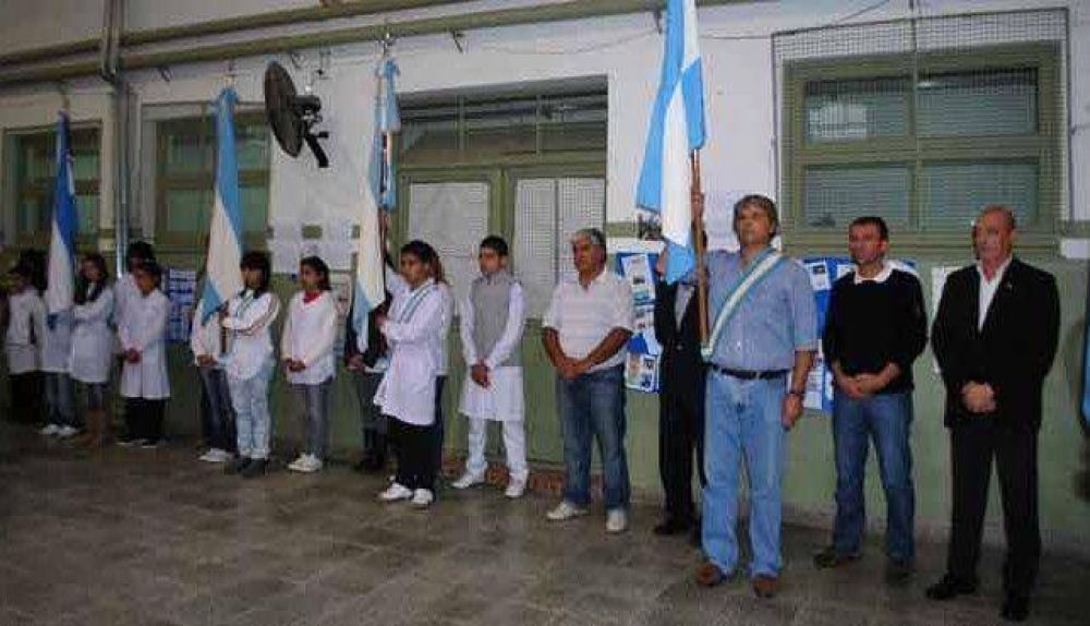 Homenaje a los custodios de las aguas del sur argentino