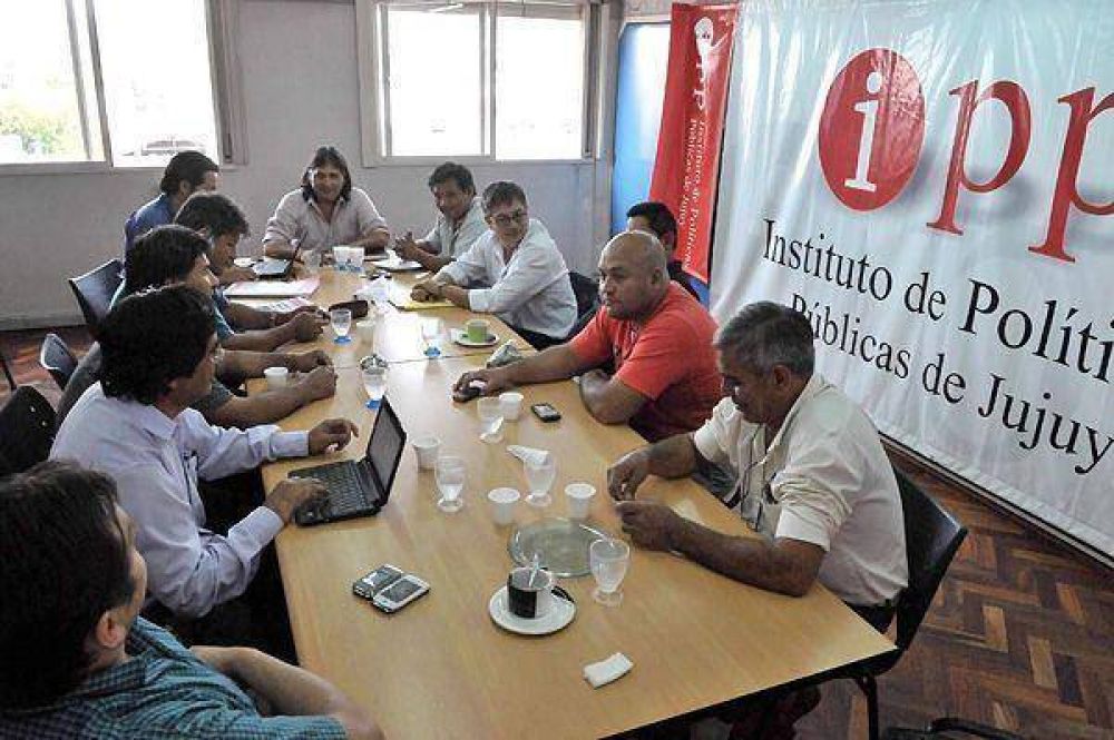 Azucareros de Jujuy y Salta se declararon en conflicto por falta de paritarias