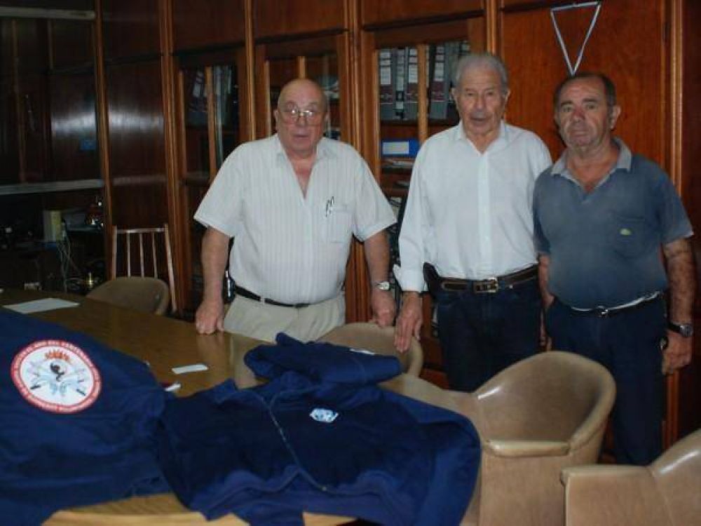 Los bomberos voluntarios presentaron actividades por el centenario